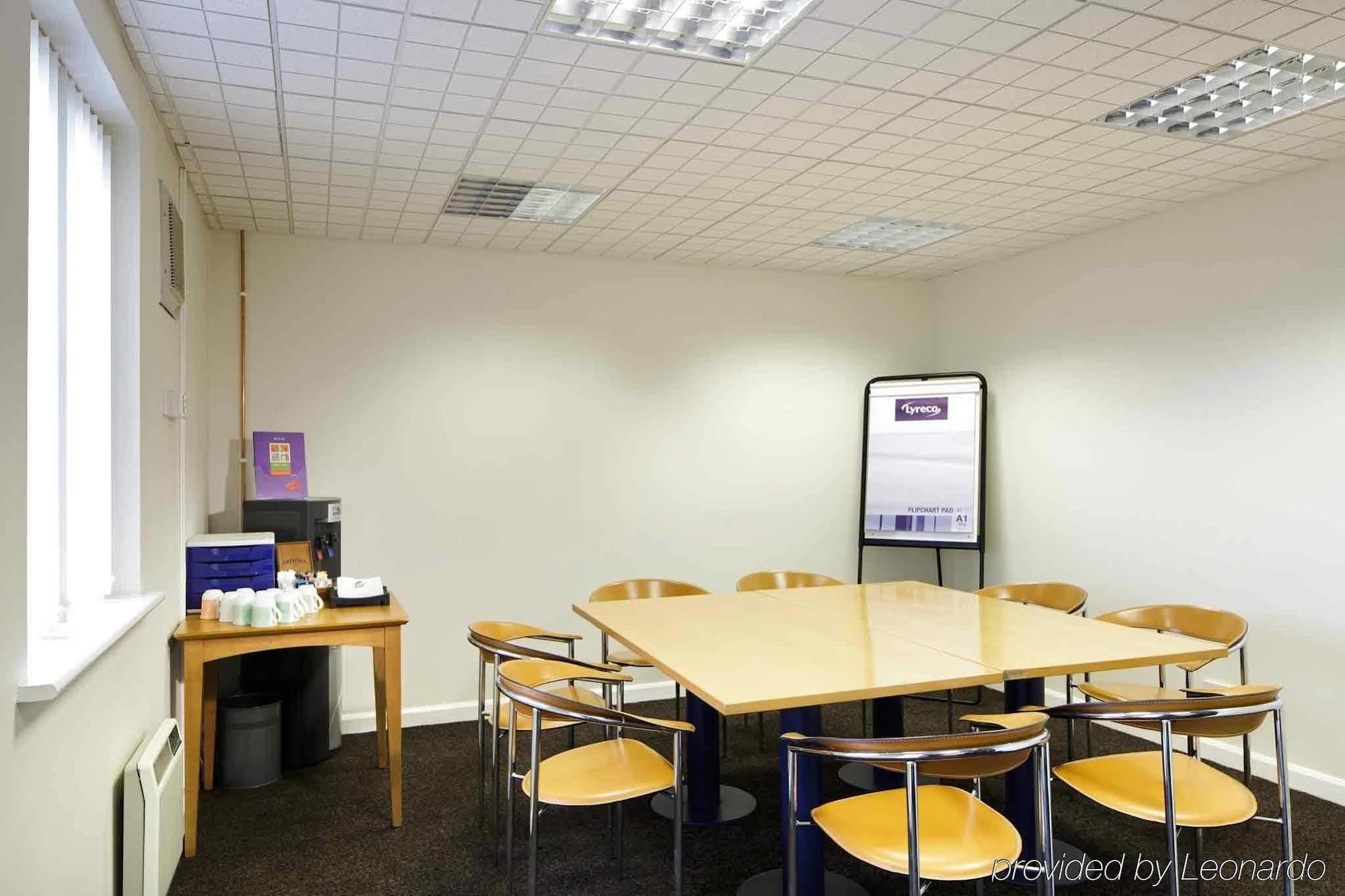 Ibis Lincoln Hotel North Hykeham Екстериор снимка